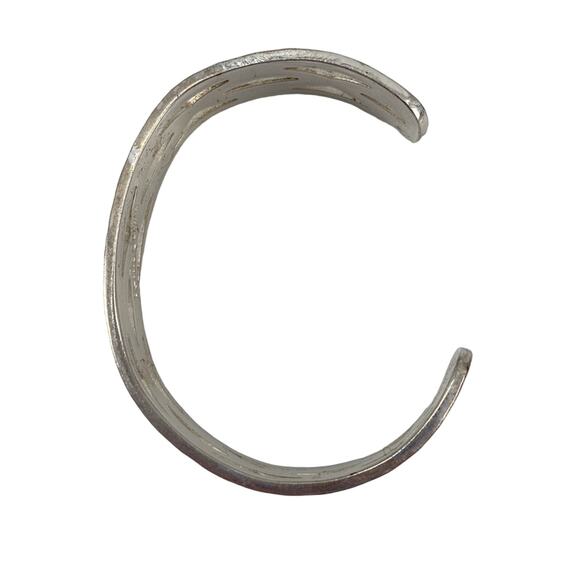 Silver Rustic cuff - Picture 2 of 5